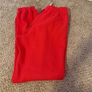 lululemon athletica Scuba Mid-Rise Oversized
Jogger *Regular
Colour Red Glow